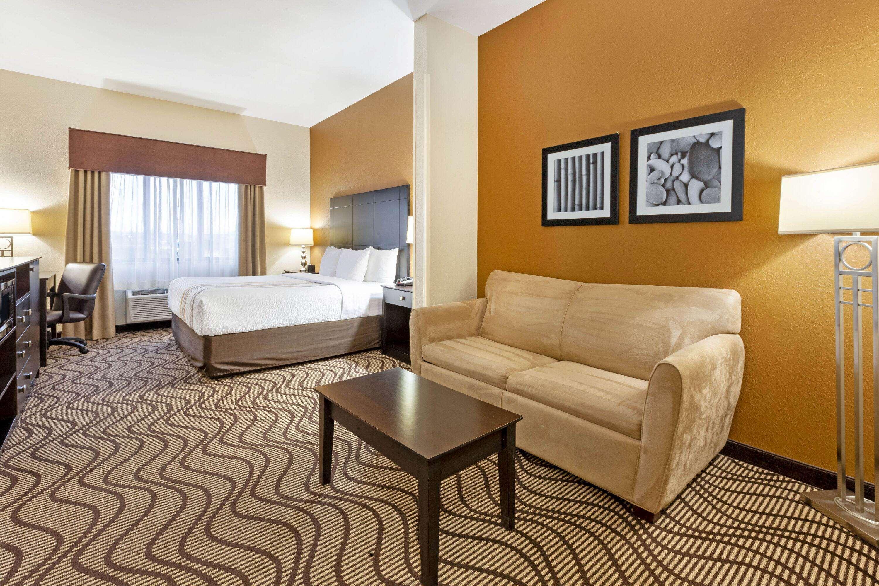 La Quinta By Wyndham South Bend Hotel Exterior photo