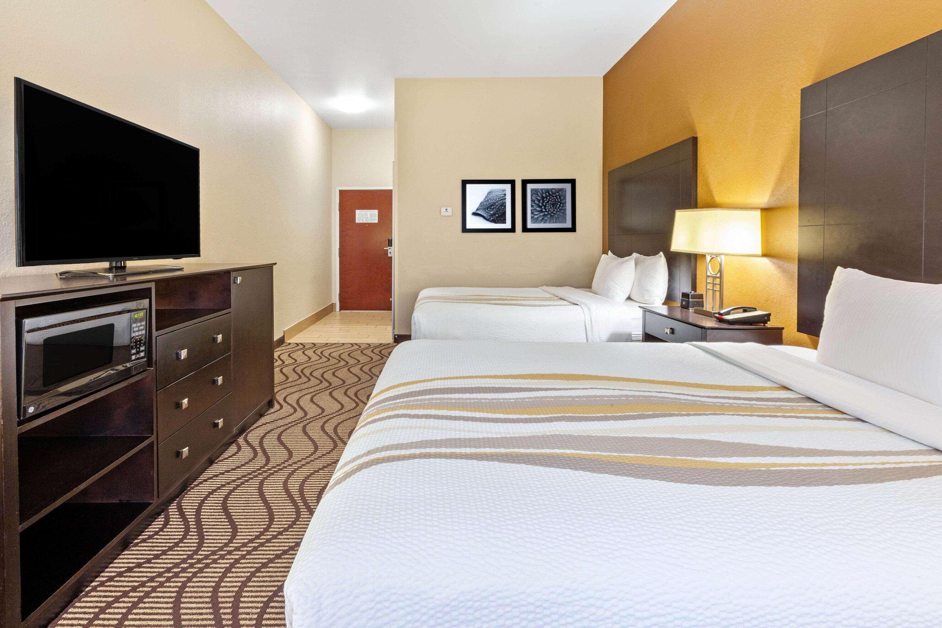 La Quinta By Wyndham South Bend Hotel Exterior photo