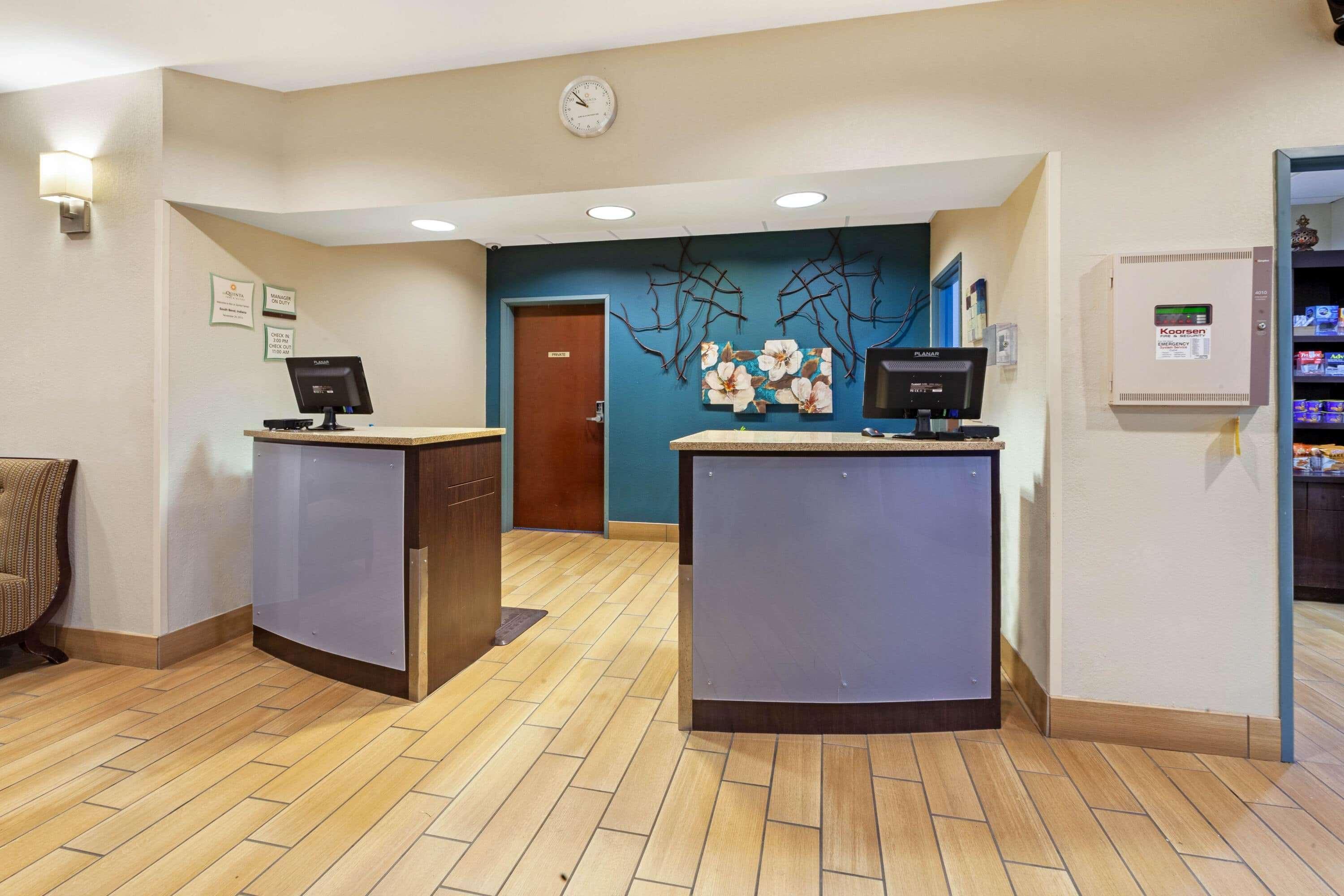 La Quinta By Wyndham South Bend Hotel Exterior photo